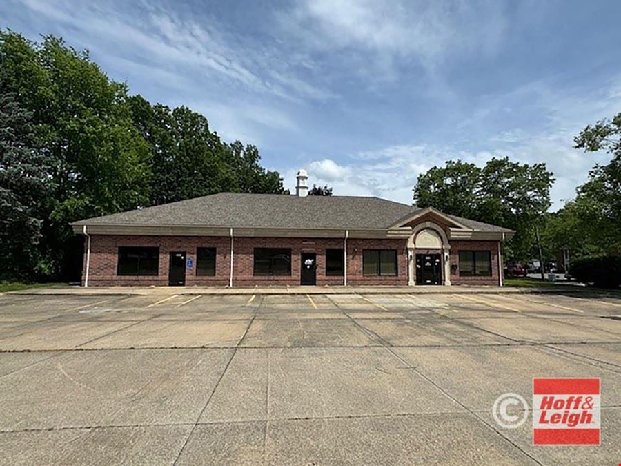 3885-3889 Darrow Rd