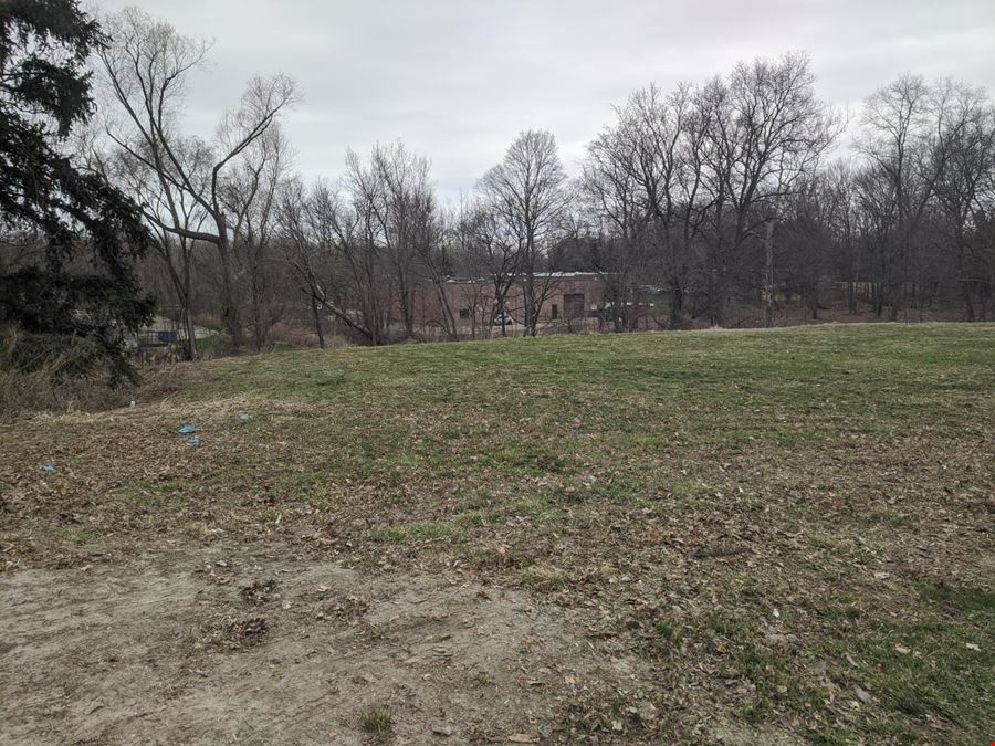 9005 Jackson St, Mentor, OH 44060