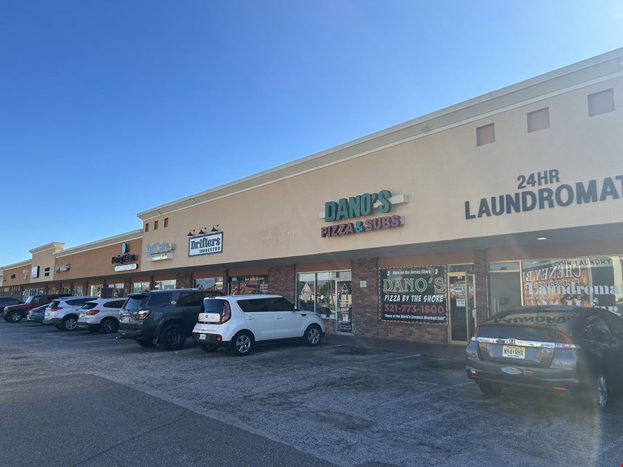 Pines Plaza