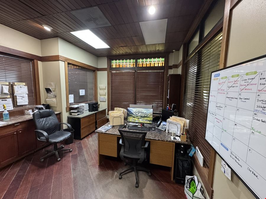 Office/Warehouse/Showroom