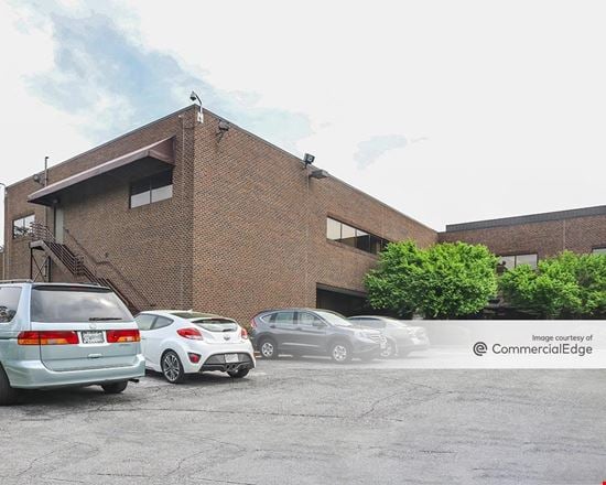 Preview of Office space for Rent at 1000 Stewart Avenue