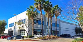 ±72,051 SF Building with Drive Around Capability