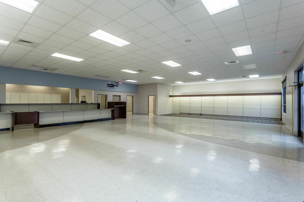 OFFICE CONDO AVAILABLE IN MYERS CORNER OFFICE COMPLEX