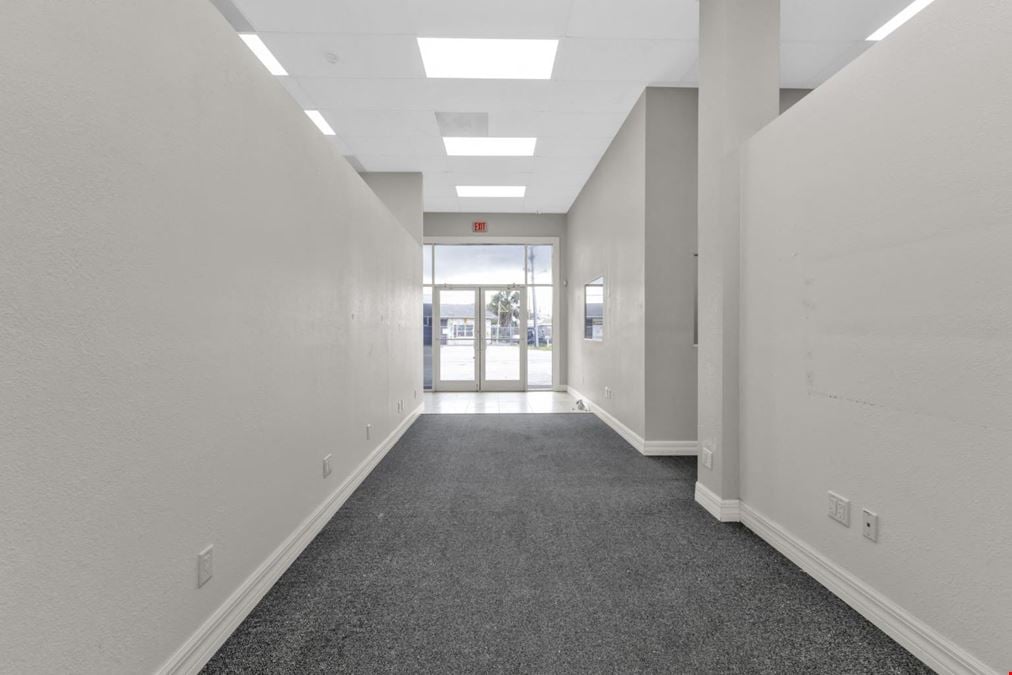 4694 Tamiami Trail
