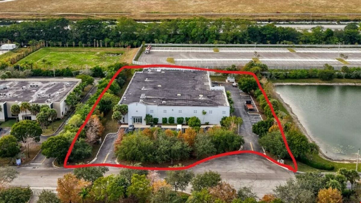Freestanding Warehouse Building