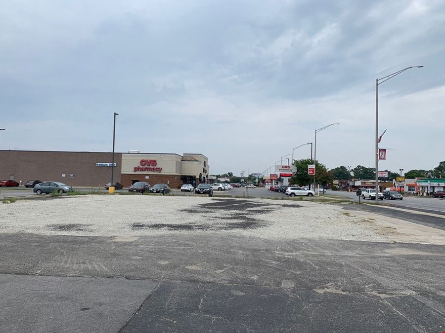 Lot at Signalized Intersection