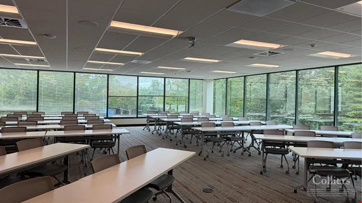 ±25,600-SF Office Suite Conveniently Located off N Pleasantburg Dr
