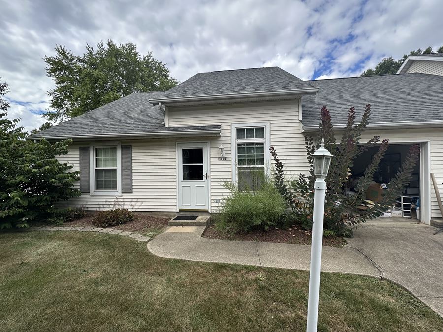 1,274 SF DUPLEX FOR LEASE