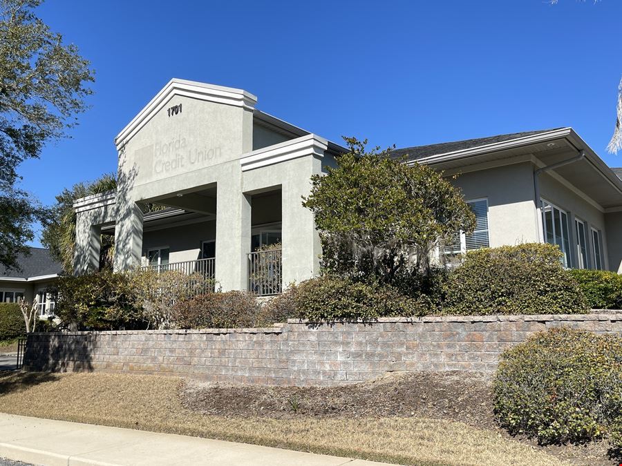 10,494± SF  Professional Office for Sale
