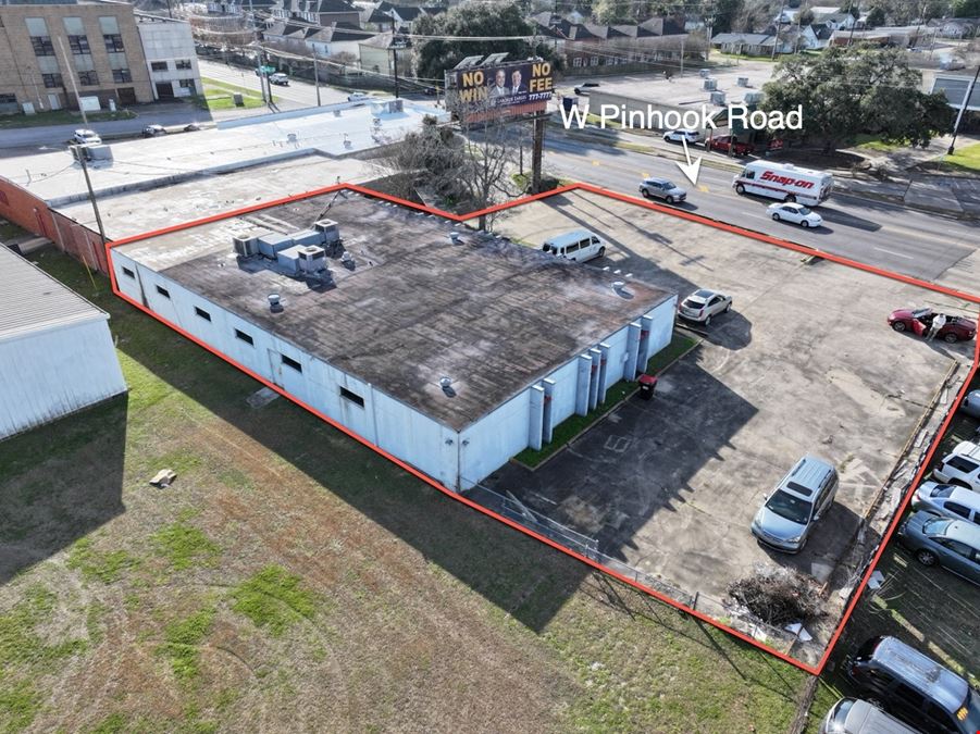 117 W Pinhook