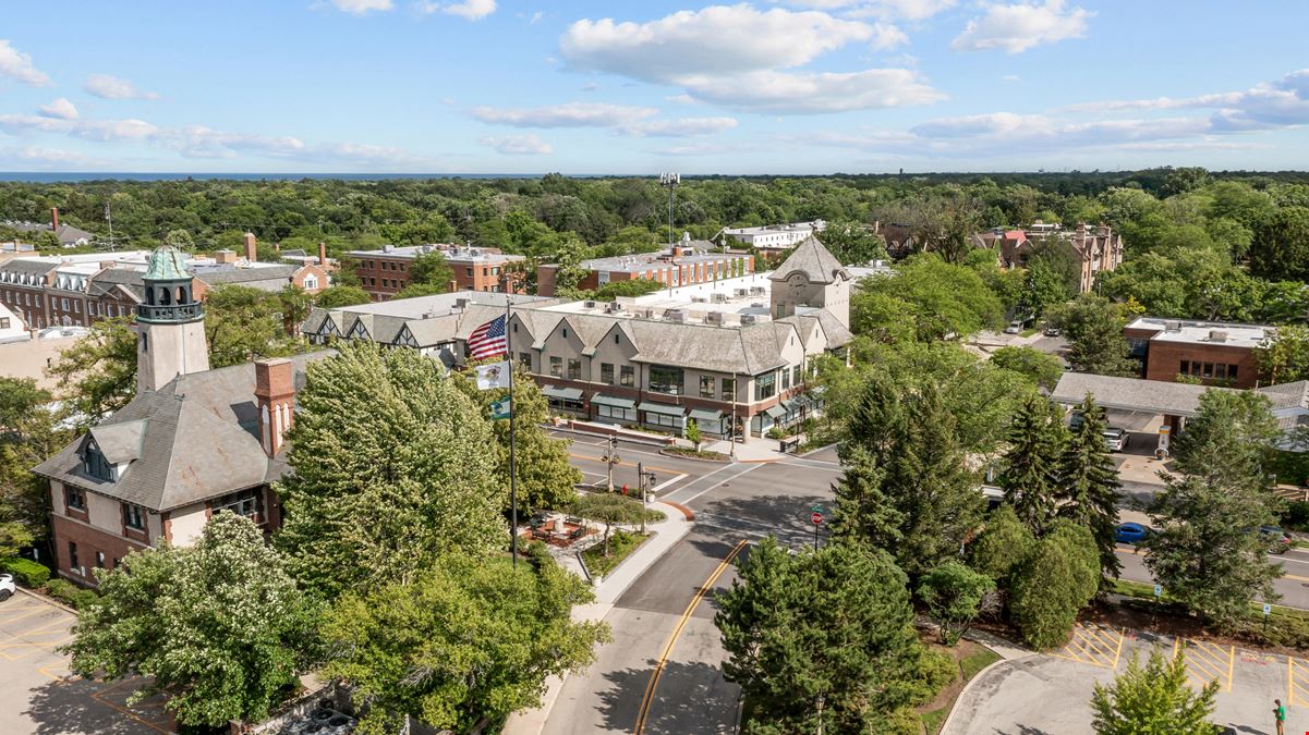 Deerpath Plaza