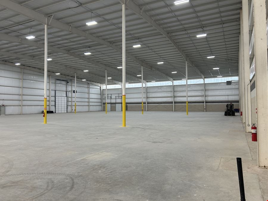 41,000 SF FREE STANDING BUILDING