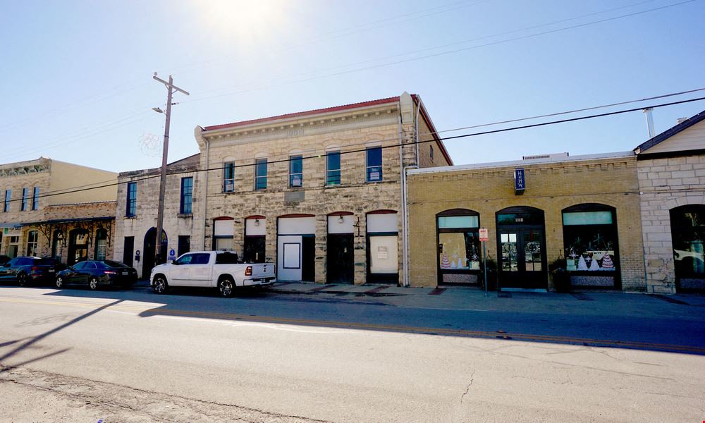929 Main Street