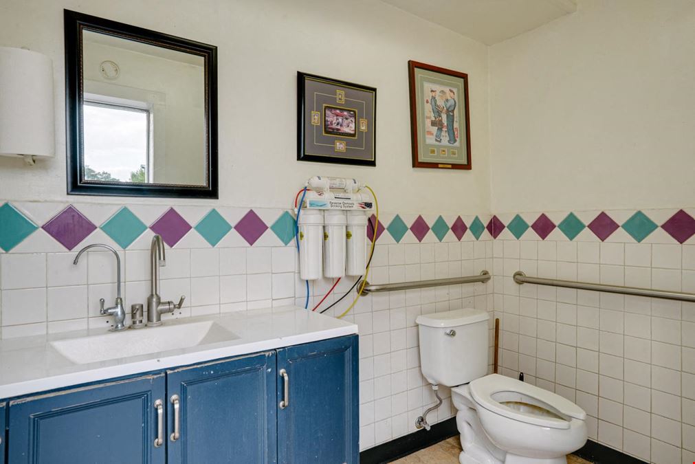 1132 Paseo del Pueblo Sur
