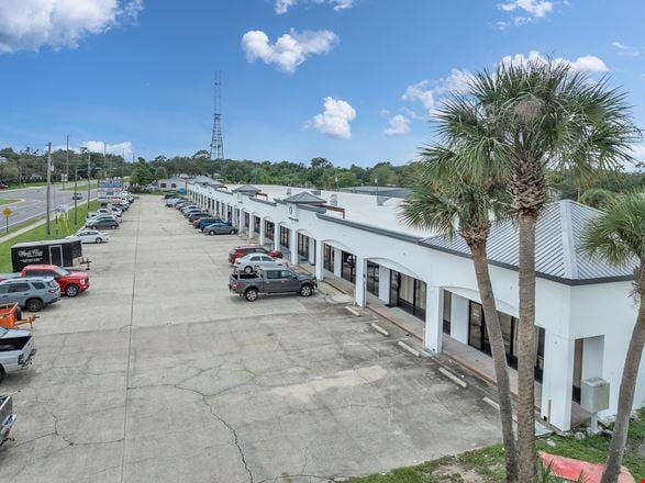 Preview of Retail space for Rent at 1604 N Ronald Reagan Blvd
