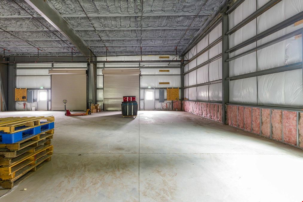 Office/Showroom/Warehouse Space in Bluffton