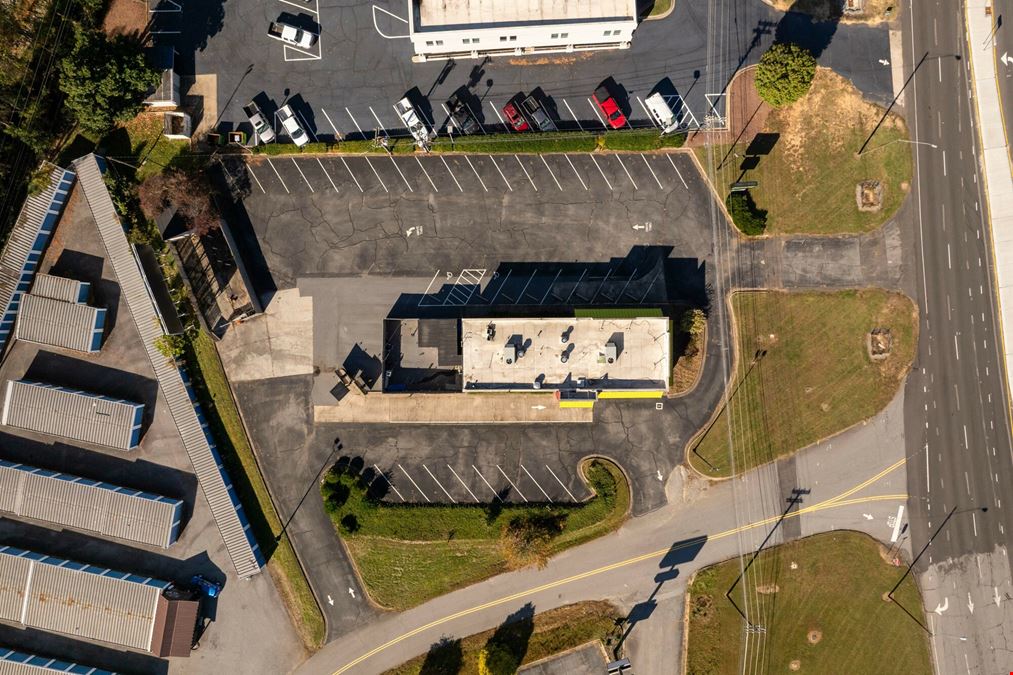 Freestanding Vacant QSR Building