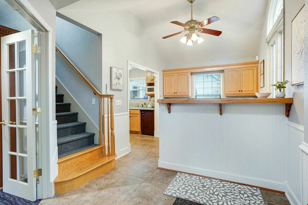 1230 Fairview
