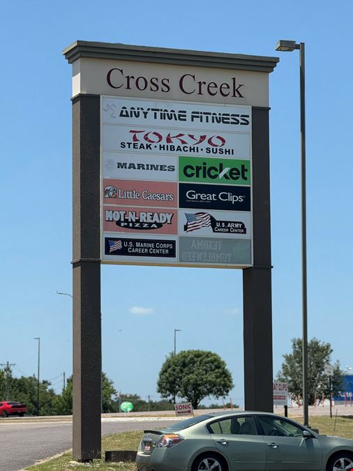 Cross Creek Shopping Center