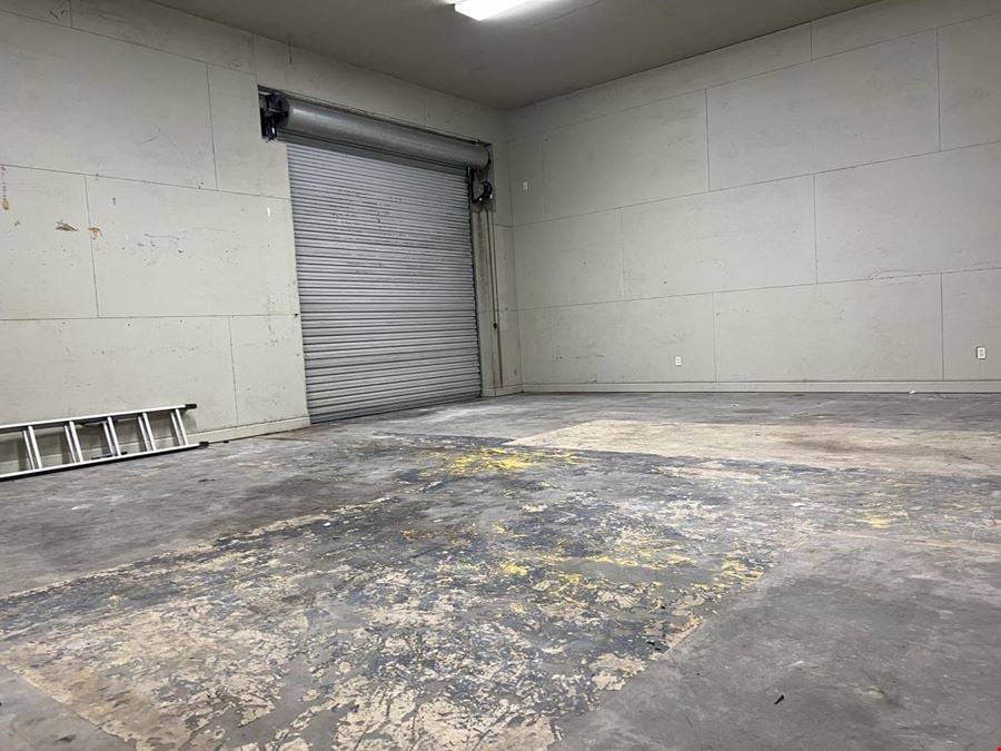 5,600+SF Office w/824 SF Shop on St. Charles in Houma