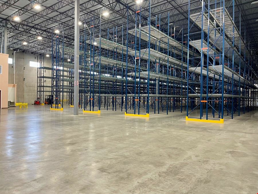 193,771 SF Warehouse Space Available