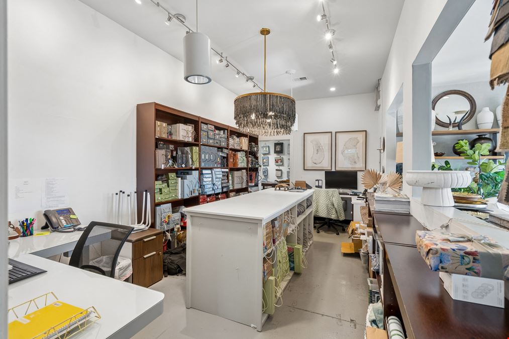 1557 Meeting Street