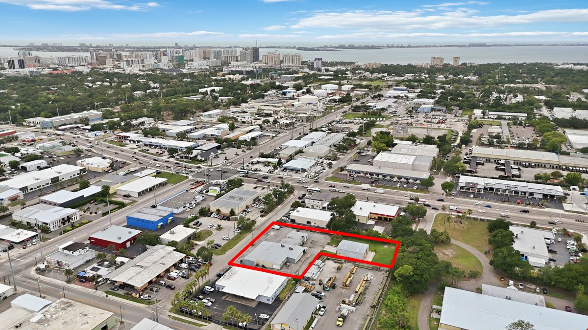 2053 13th St