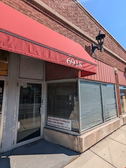 Value-Add Prime Oak Park Retail Opportunity