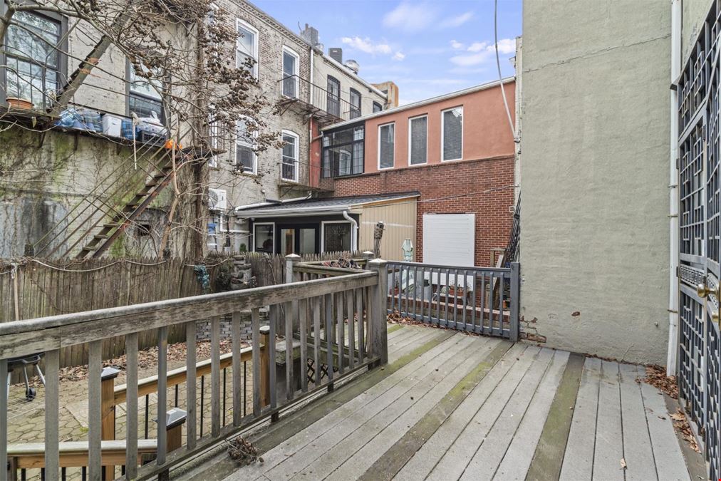 44-46 Decatur St
