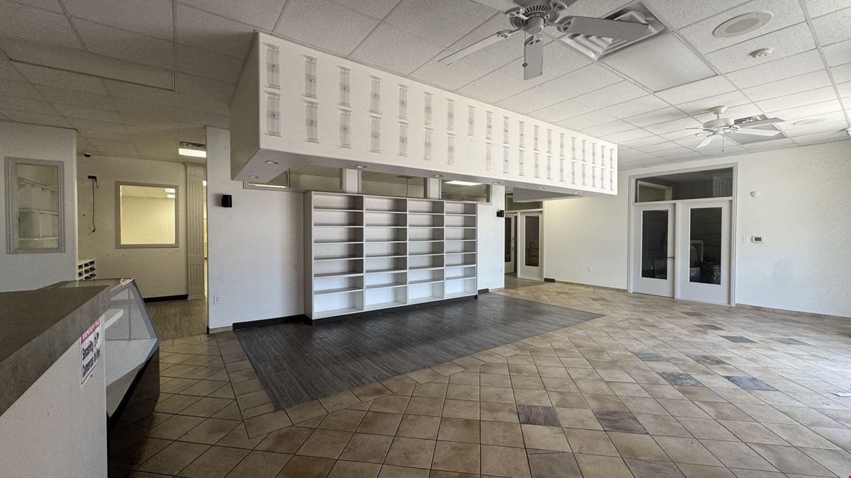 2417 S Stemmons Fwy