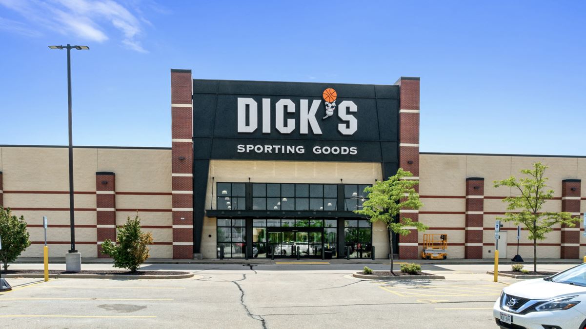 Dick's Sporting Goods & PetSmart