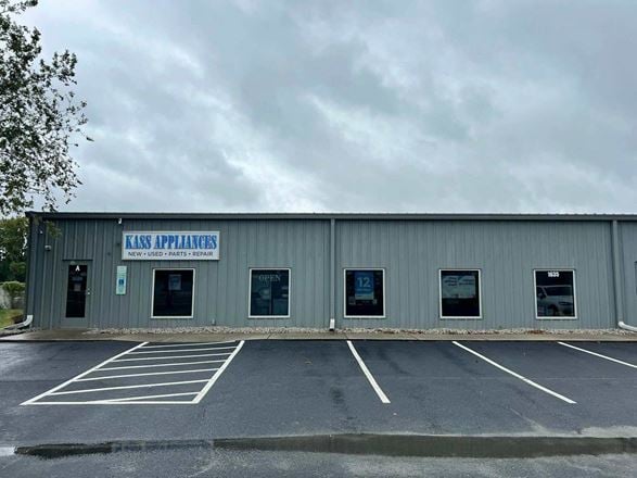 Preview of Industrial space for Rent at 1635 Morgan Mill Rd