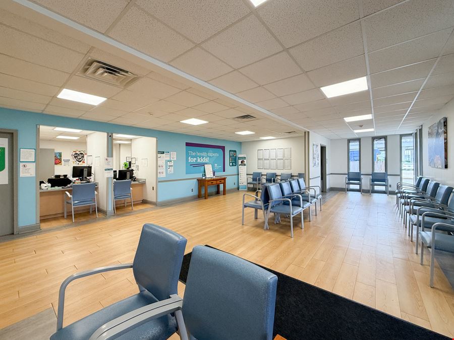 NNN-Leased Medical Office Investment with LCMC