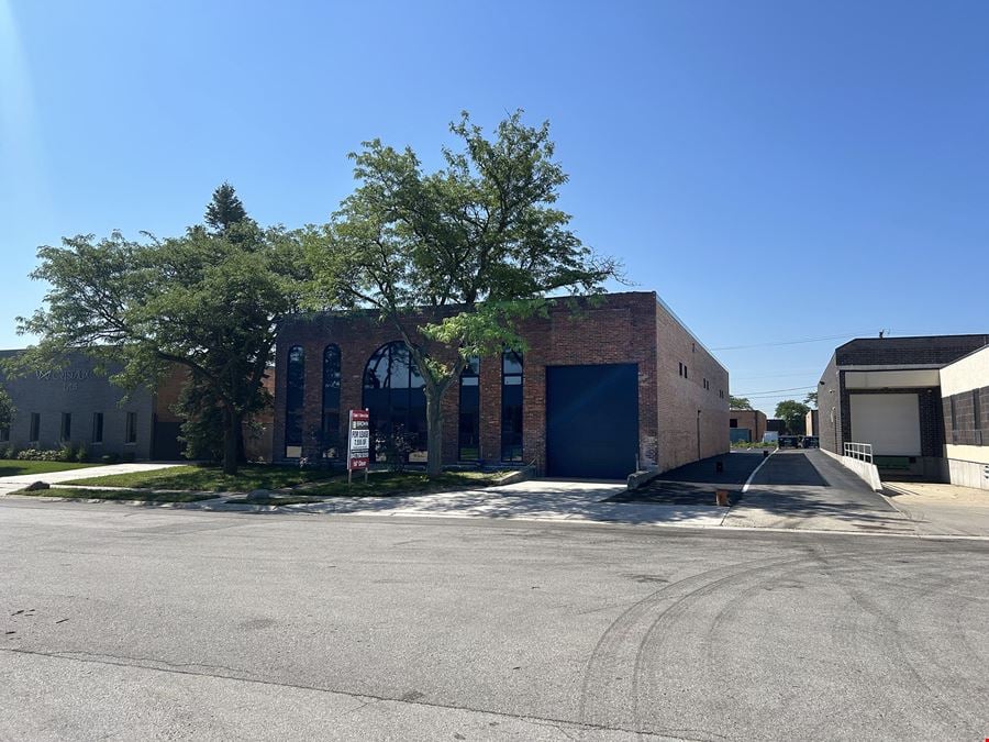 1301 Brummel Ave