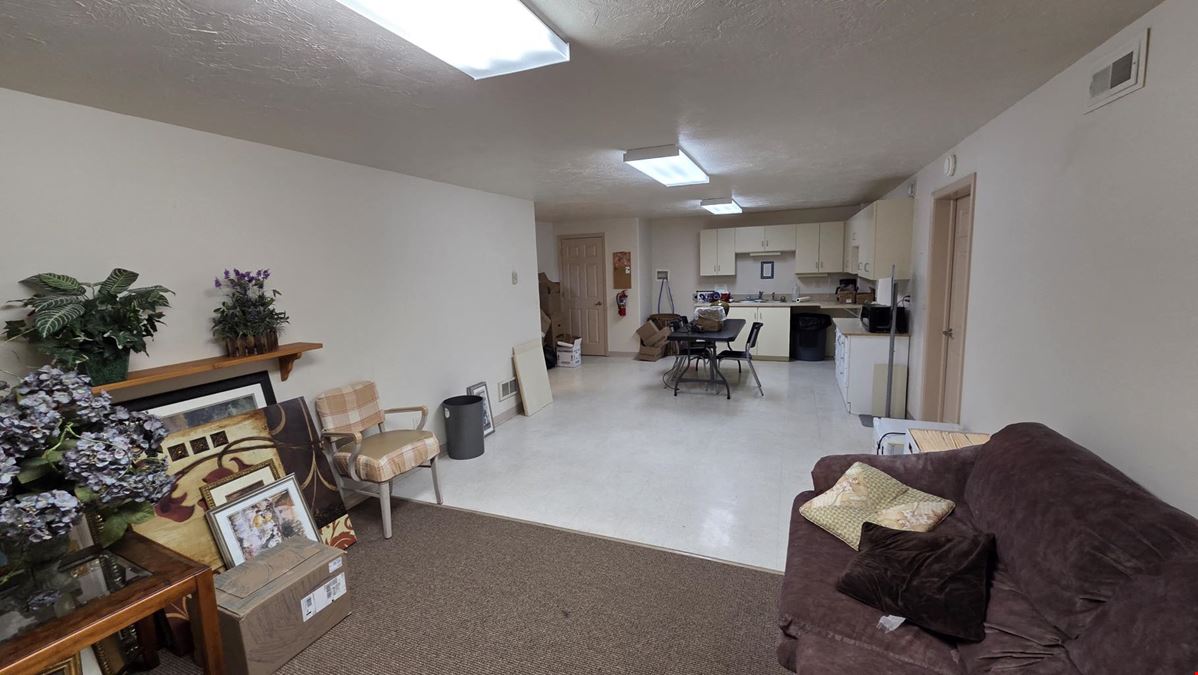 3456 E 17th St, Suite 125