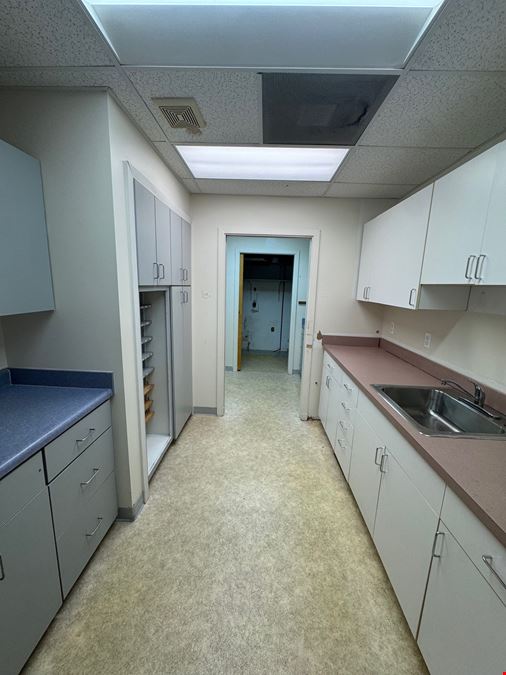 2100 Old Farm Drive Suite 1-B