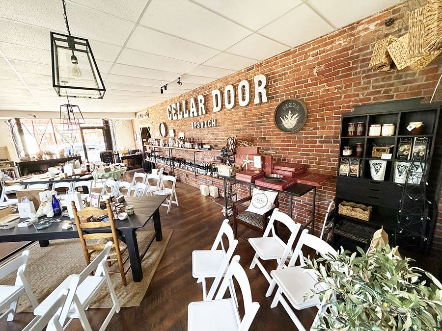 1 N Main St