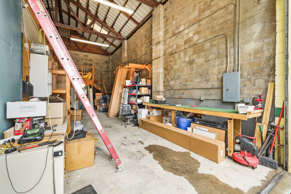 Prime Flex-Warehouse Opportunity in Green Cove Springs