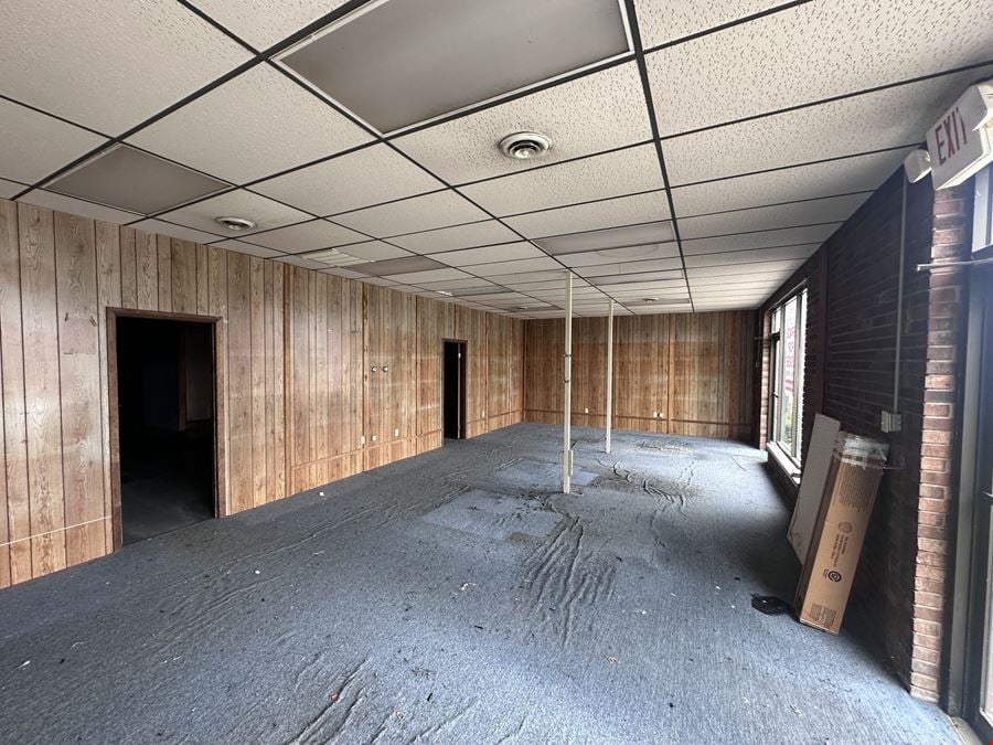 Deer Park Plaza