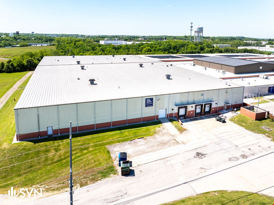 76,320 SF Industrial Warehouse For Lease