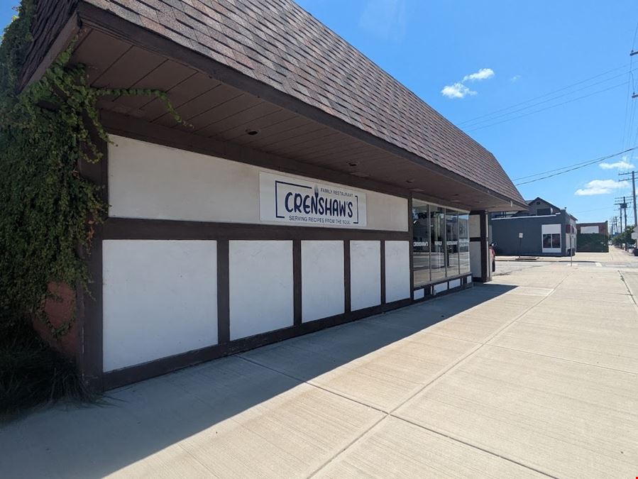Historic 185th Corridor Commercial Building