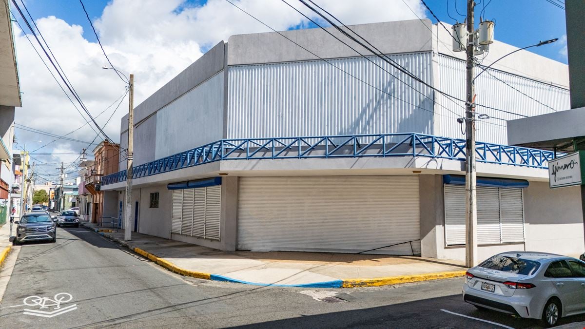 Prime Corner Commercial Building @ Downtown Caguas - For Sale