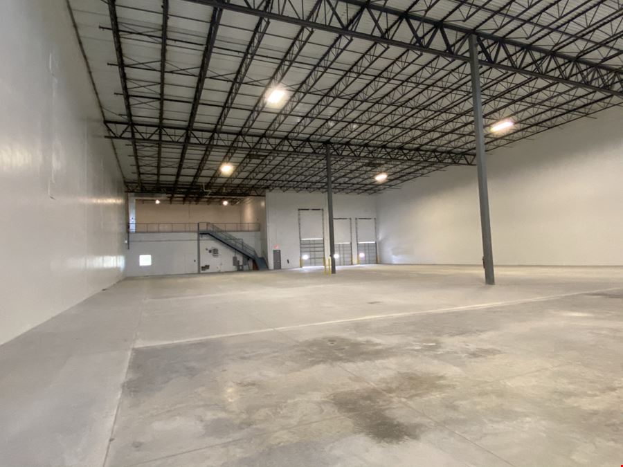 Crosspointe Commerce Center