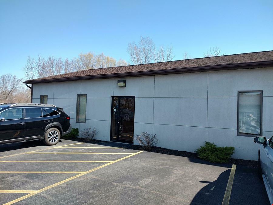 2,400+/- SF Space available in Professional Office Park