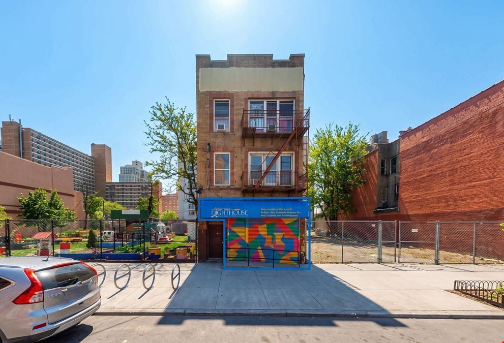 1,000 SF | 2114 Mermaid Avenue | Prime Coney Island Retail Space W/ Floor-to-Ceiling Windows for Lease