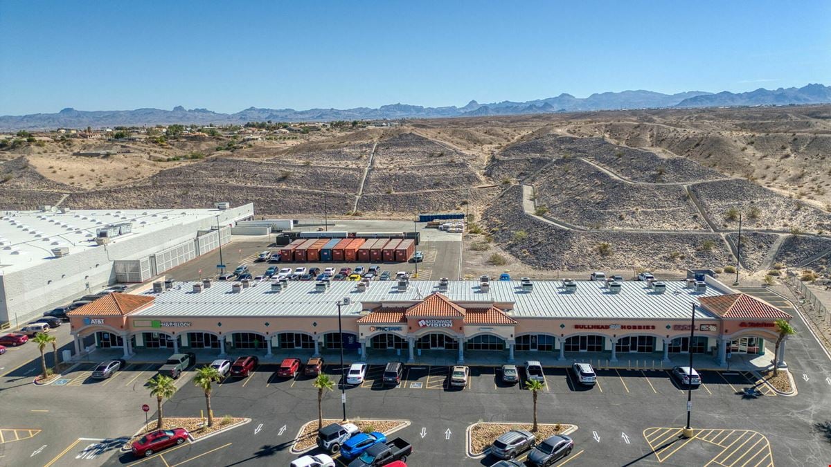 Retail Space for Lease - Great Visibility