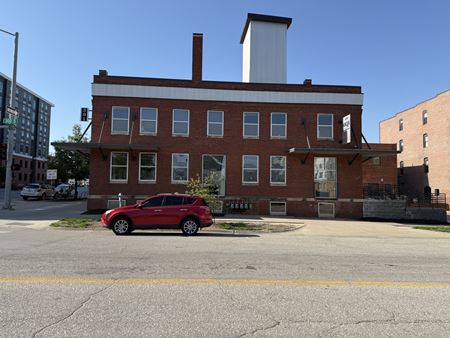 Preview of Retail space for Rent at 301 S 9th St