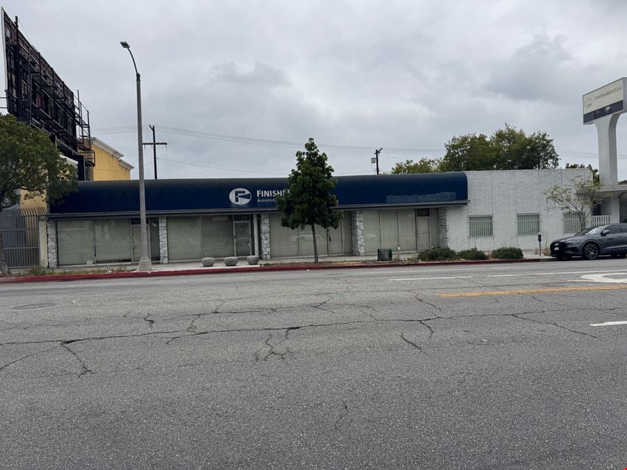 5470 Pico Boulevard