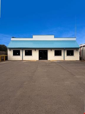 3619 N. 10th St.-Lone Star Bar-B-Que