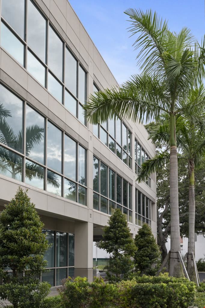 Water's Edge Office Center